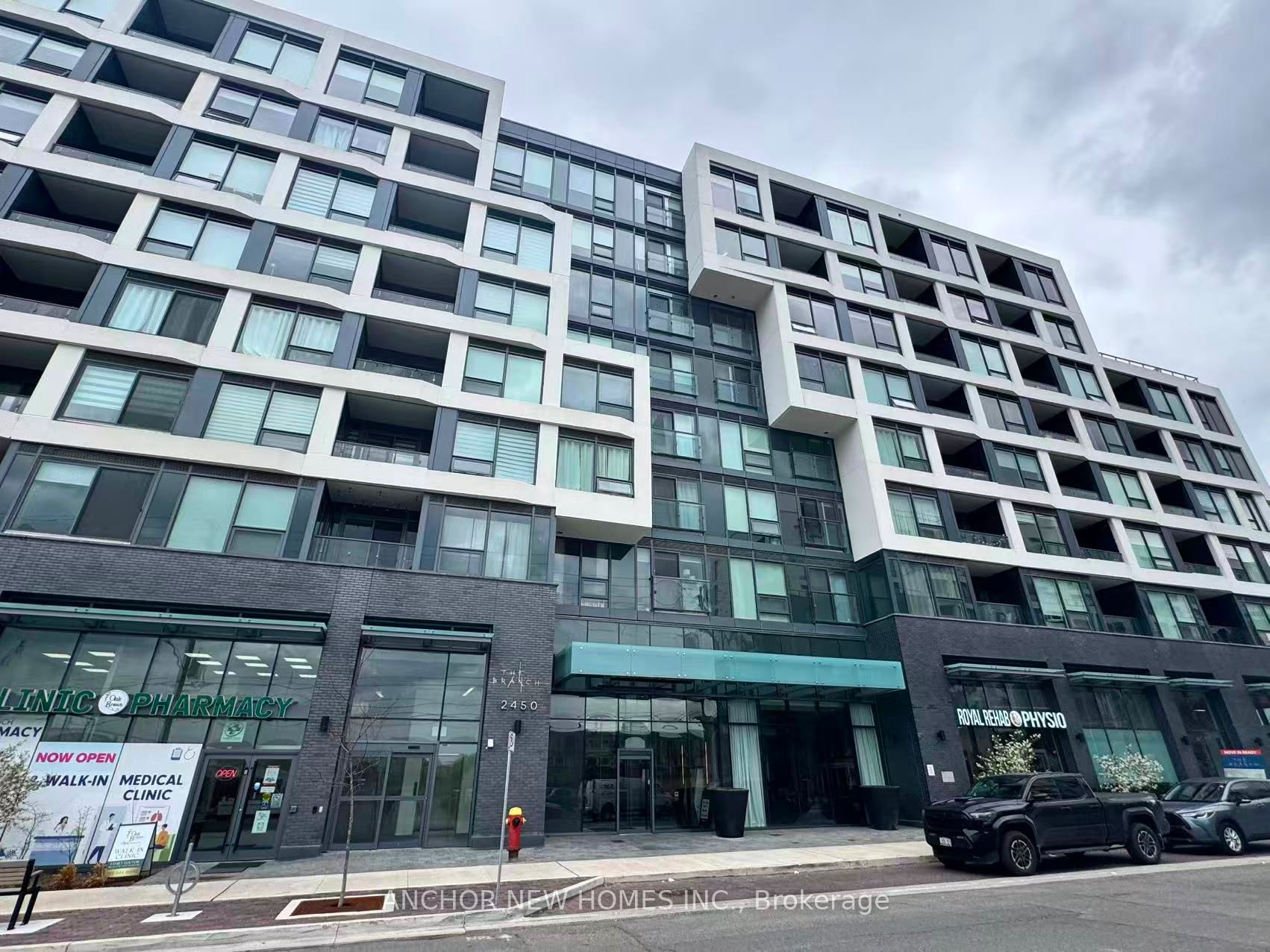 302-2450 Old Bronte Road, Oakville, ON, L6M 5P6