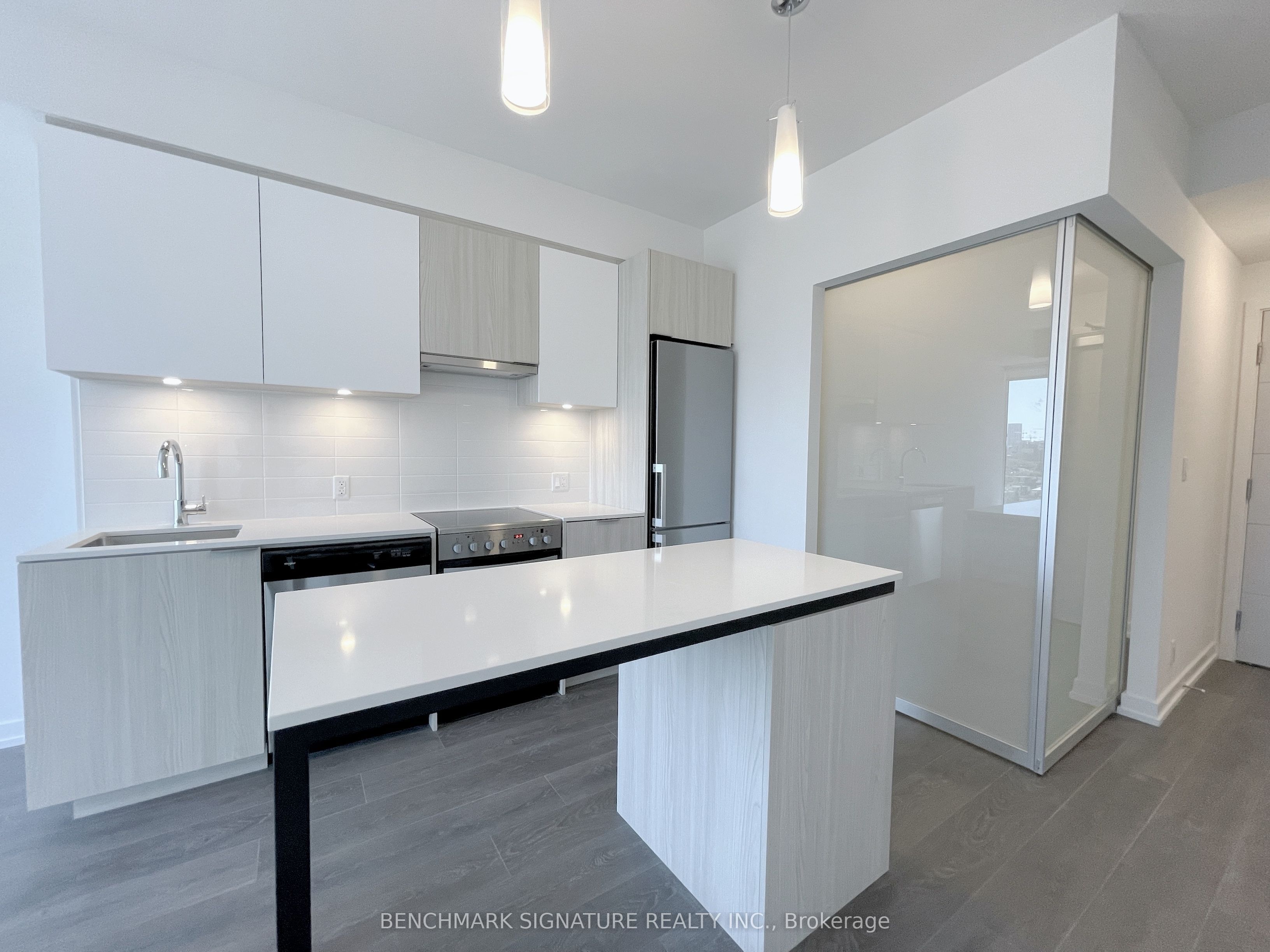 Additional image 2 of 809-203 College Street, Toronto, ON, M5T 0C8