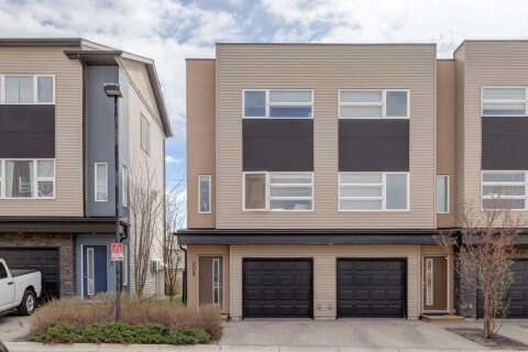 Additional image 7 of 208 Covecreek Circle NE, Calgary, AB, T3K 0W6