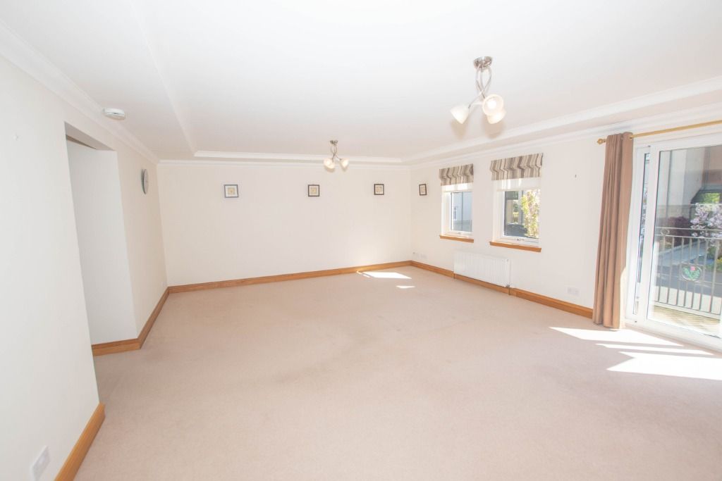 Additional image 5 of 2 bed flat to rentCaledonia Road, Kirkcaldy KY2