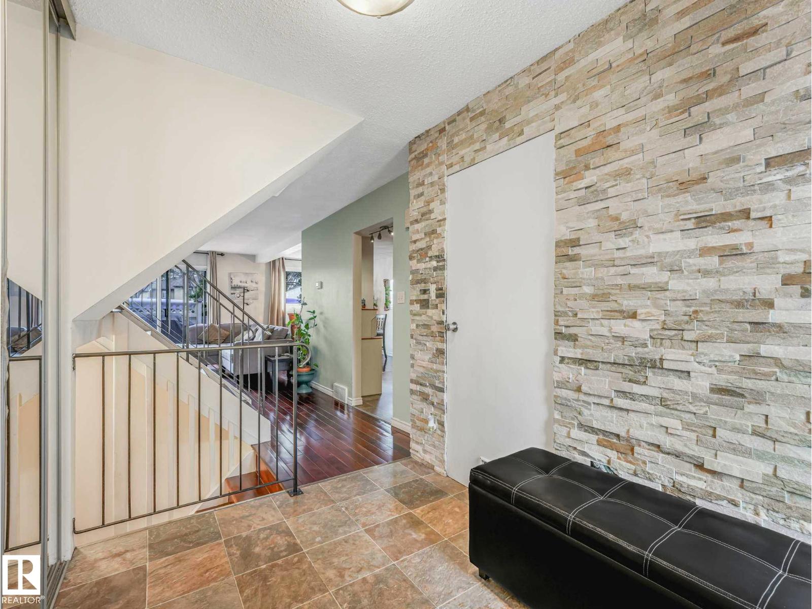 Additional image 6 of 13405 40 Street NW, Edmonton, AB, T5A3L9