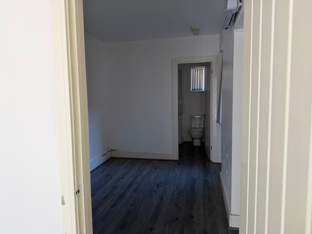 Additional image 31 of 8 bed flat to rentComberton Road, Kidderminster DY10