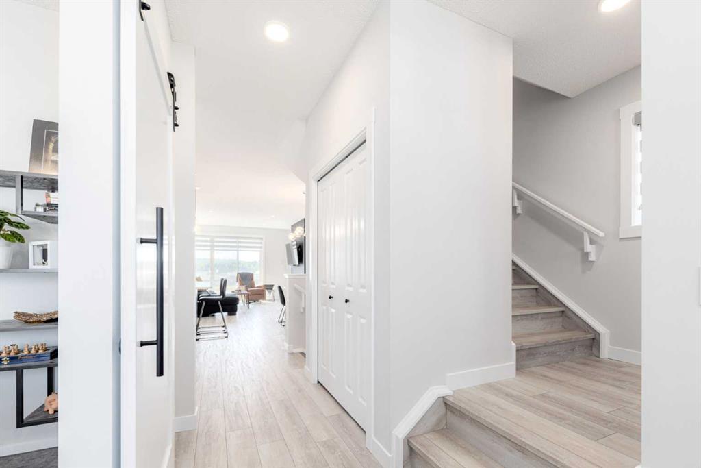 Additional image 5 of 99 Haskayne Drive NW, Calgary, AB, T3L 0H1