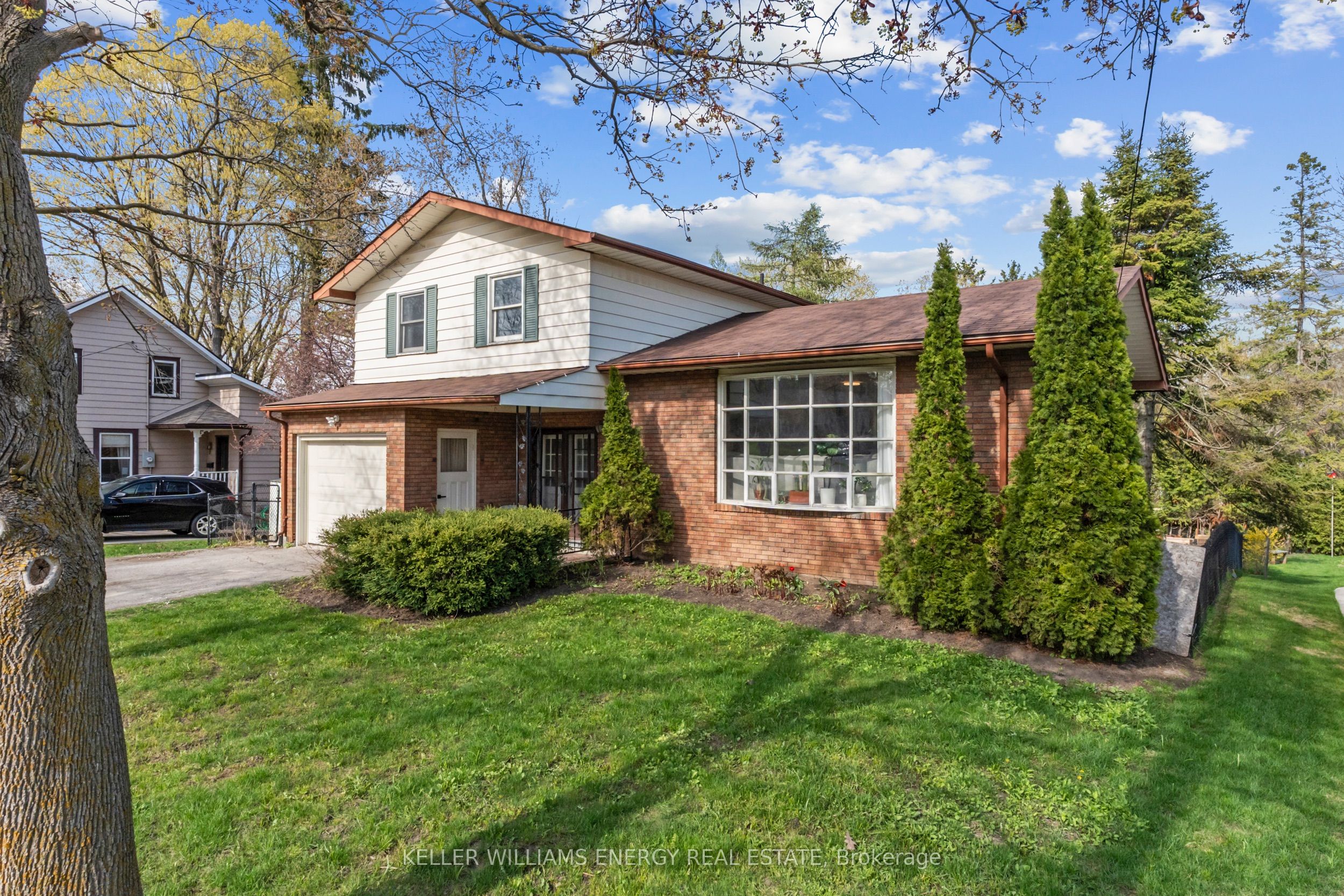 Additional image 2 of 58 Victoria Avenue N, Kawartha Lakes, ON, K9V 4G5