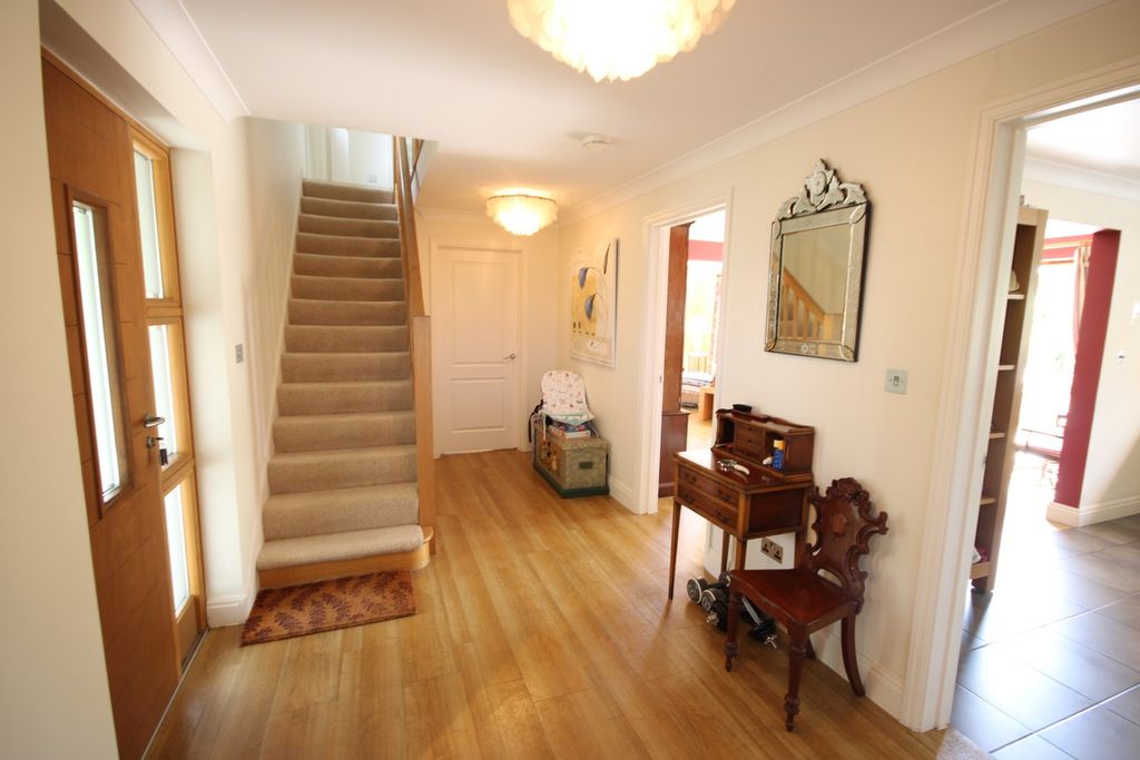 Additional image 2 of 4 bed detached house to rentLa Route De Noirmont, St Brelade, Jersey JE3