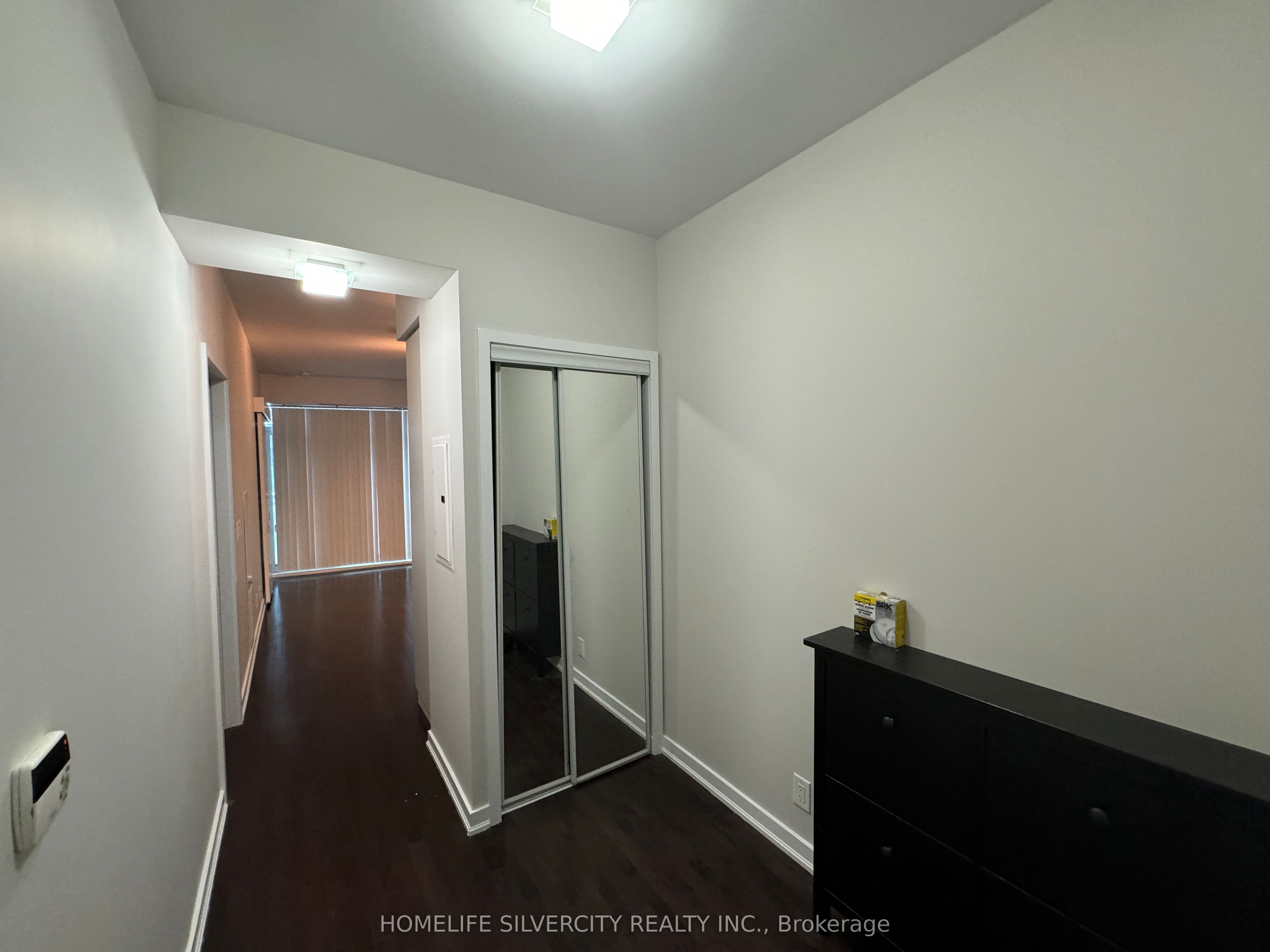 Additional image 5 of 409-14 York Street, Toronto, ON, M5J 0B1