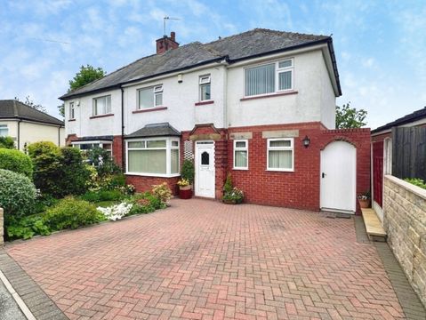Moorland Crescent, Menston LS29
