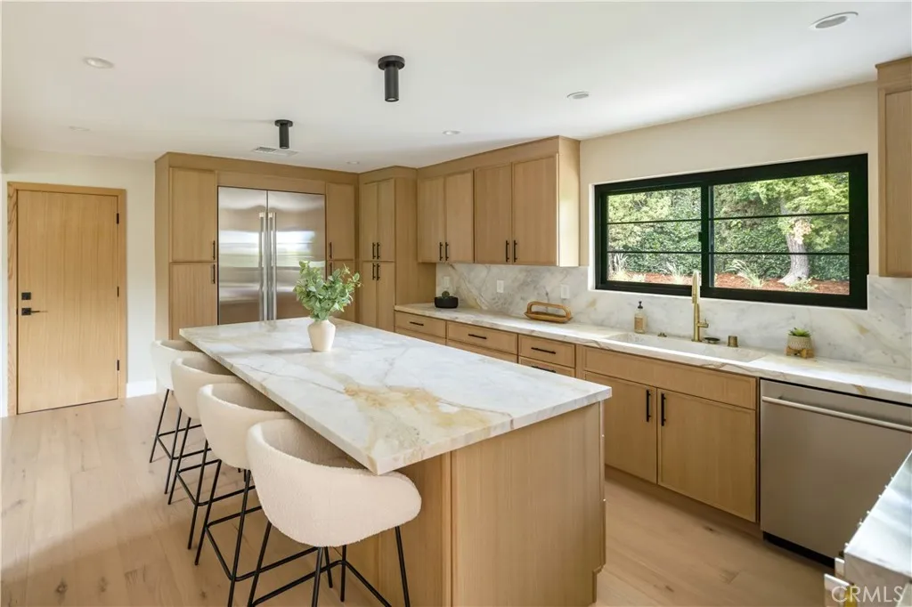 Additional image 32 of 5873 Fairhaven Ave, Woodland Hills, CA 91367
