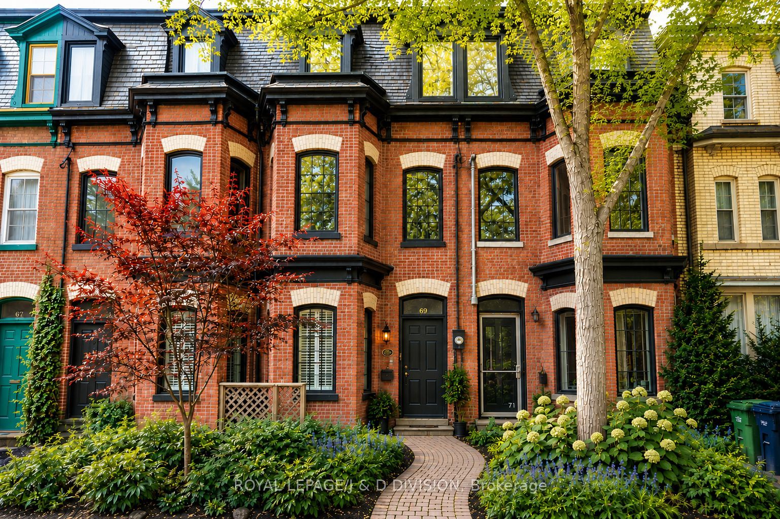 69 Sullivan Street, Toronto, ON, M5T 1C2