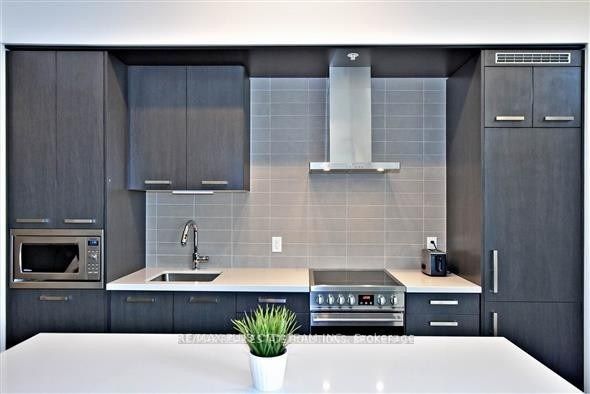 Additional image 6 of N106-120 Bayview Avenue, Toronto, ON, M5A 0G4