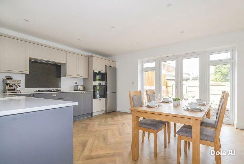 Additional image 4 of 5 bed detached house for saleRookery Road, Lanesfield, Wolverhampton WV4