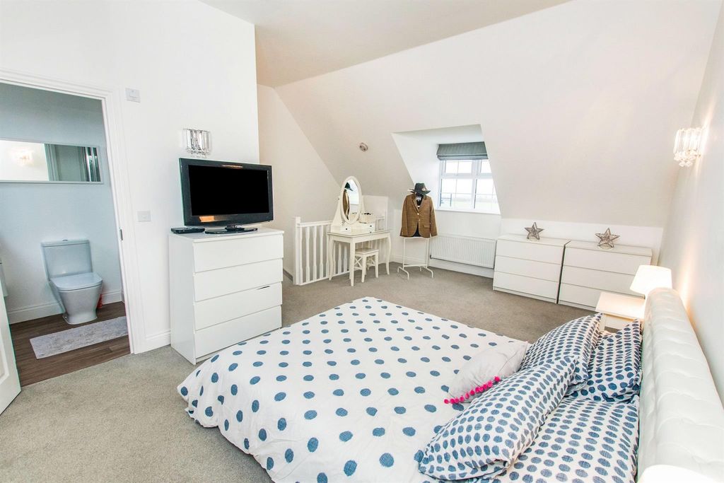 Additional image 12 of 4 bed town house to rentLangton Walk, Stamford PE9