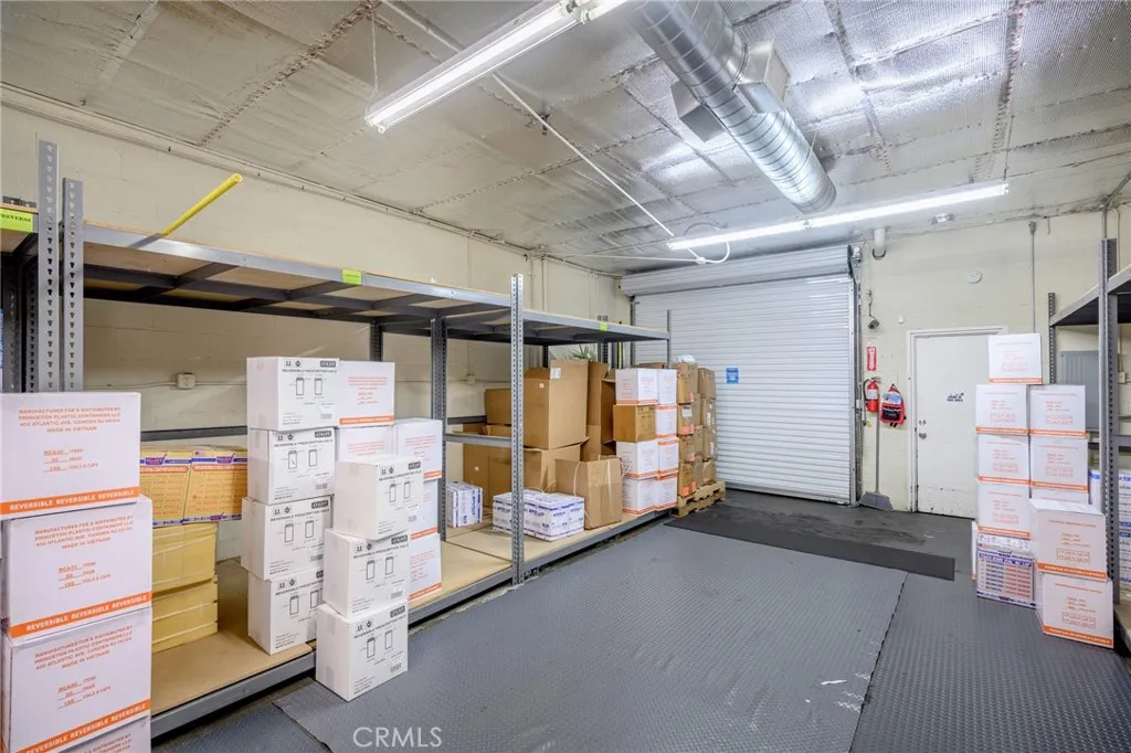 Additional image 16 of 3210 N San Fernando Blvd, Burbank, CA 91504