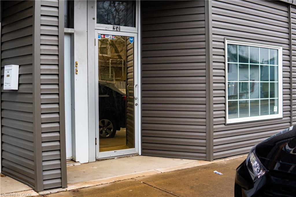 251 Church Street, St. Catharines, ON, L2R 3E8