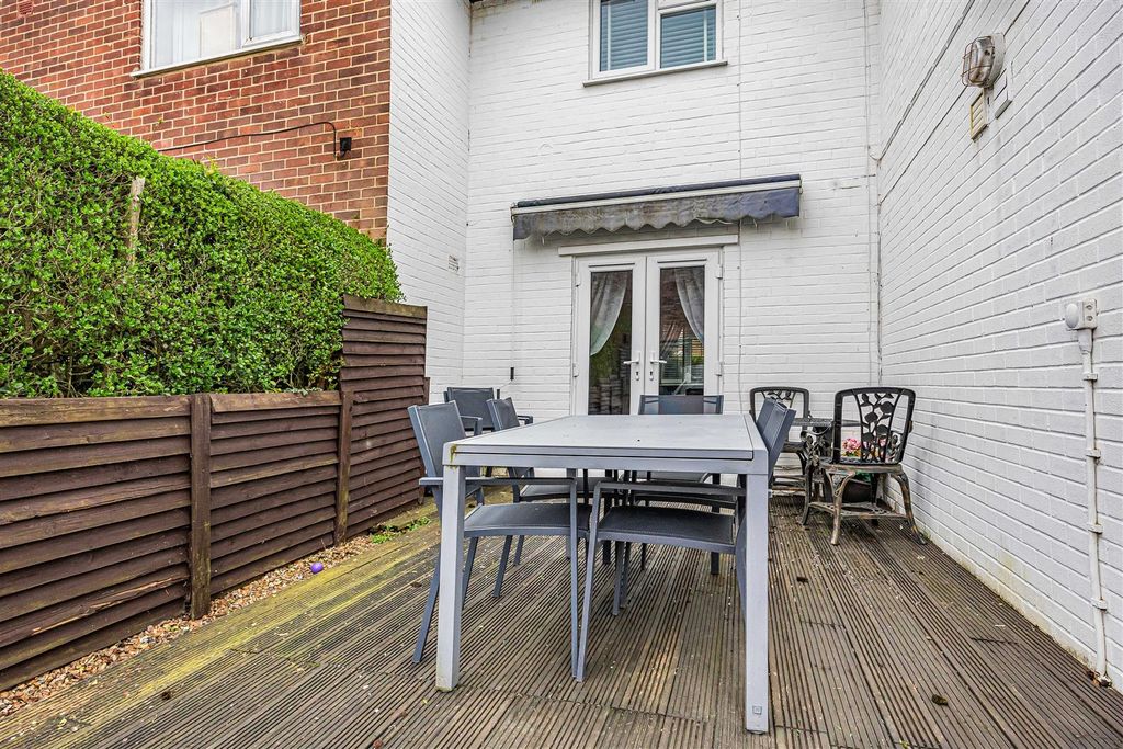 Additional image 18 of 3 bed semi-detached house for saleFawley Road, Reading RG30