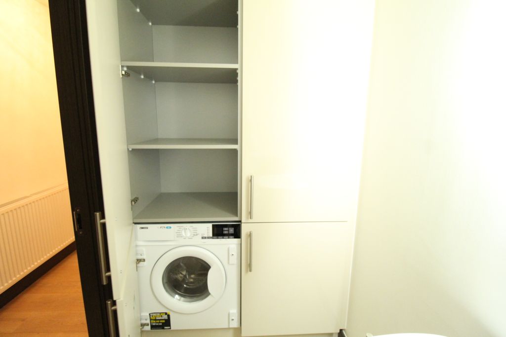 Additional image 11 of 2 bed flat to rentHarland Court, Station Hill, Bury St Edmunds, Suffolk IP32