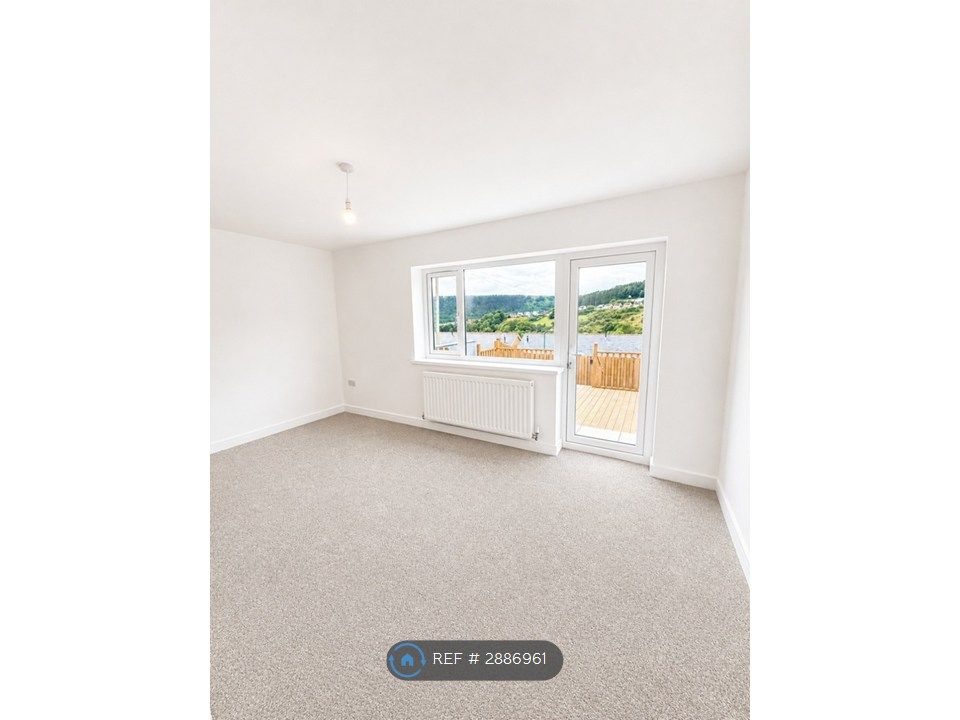 Additional image 4 of 4 bed semi-detached house to rentHill Crest View, Abertillery NP13