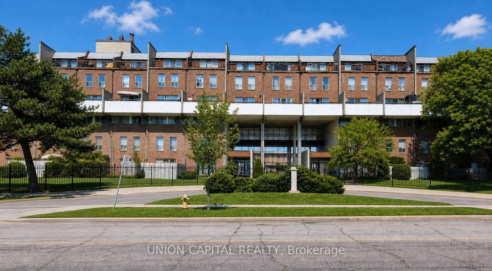 Additional image 4 of 126-10 Eddystone Avenue, Toronto, ON, M3N 2T2