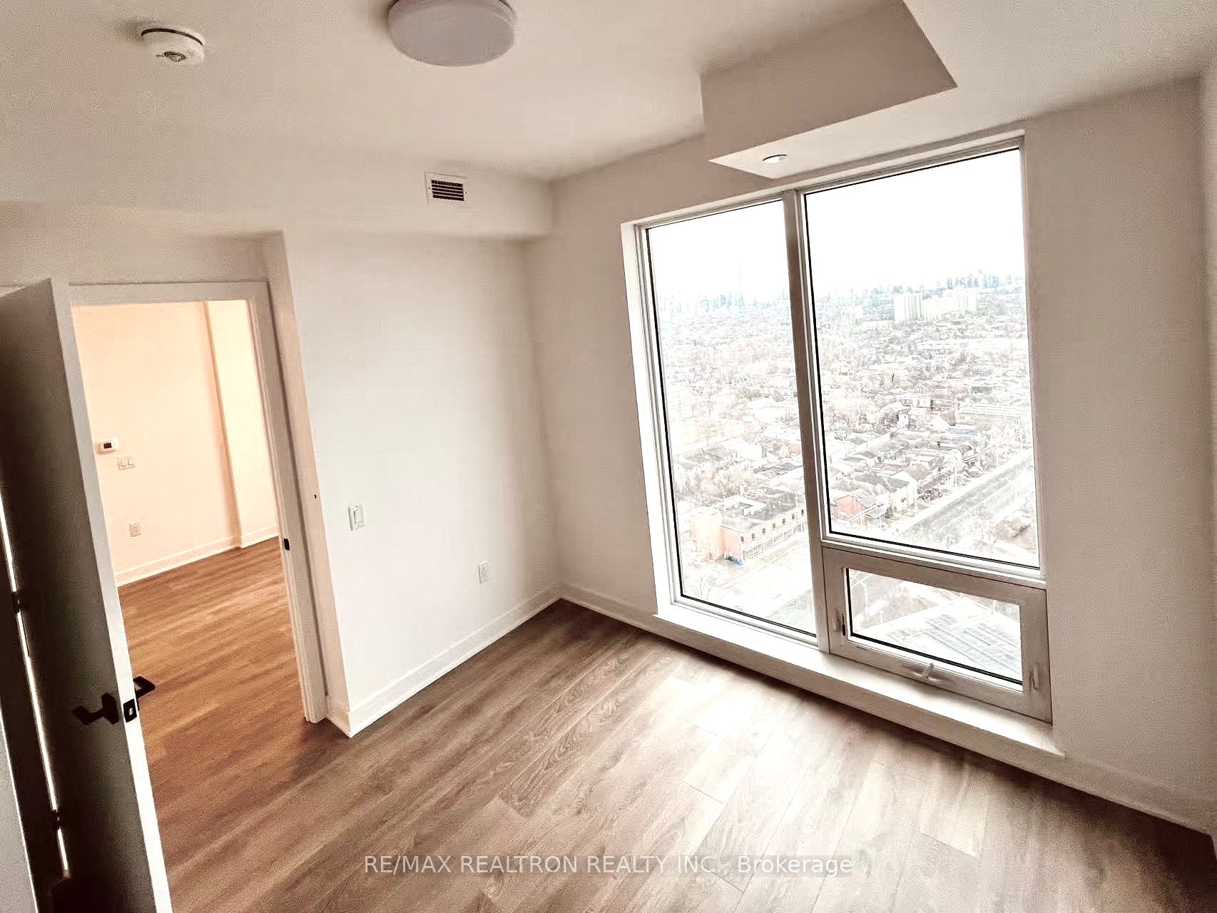 Additional image 2 of 1908-1185 Dupont Street, Toronto, ON, M6H 2A6