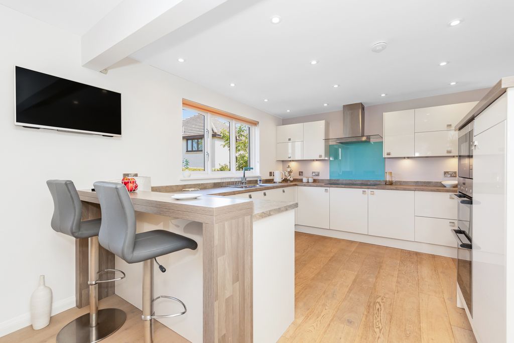Additional image 4 of 5 bed villa for sale42 Eskfield Grove, Eskbank EH22