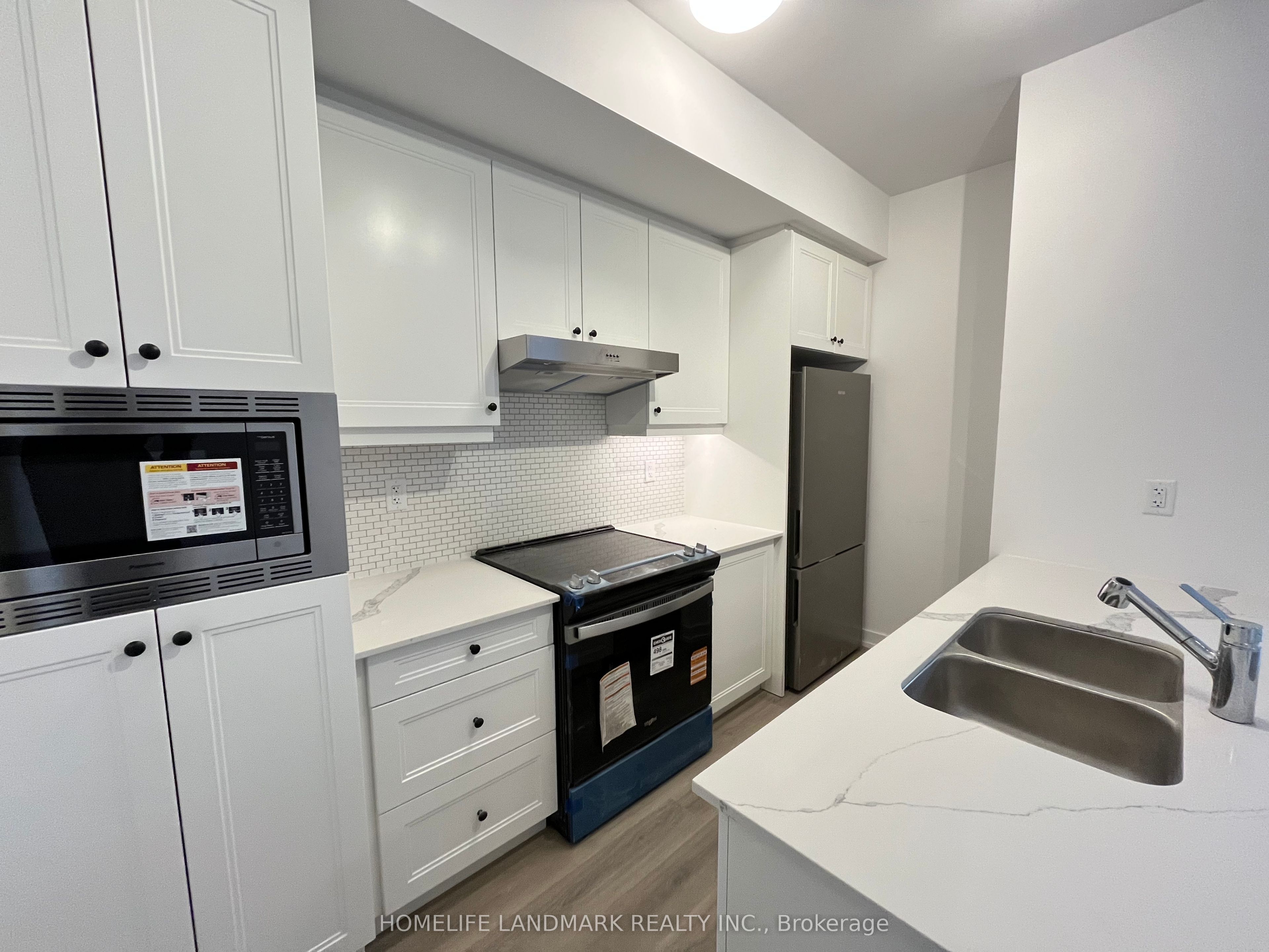 Additional image 2 of 219-3 Bancroft Lane, Richmond Hill, ON, L4E 1M1