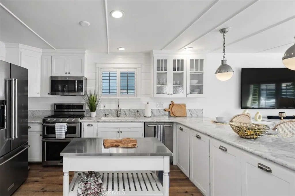 Additional image 19 of 264 Mayflower Dr, Newport Beach, CA 92660