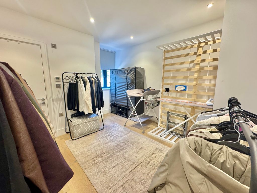 Additional image 5 of 2 bed flat to rent23 Cattle Market Street, Norwich NR1