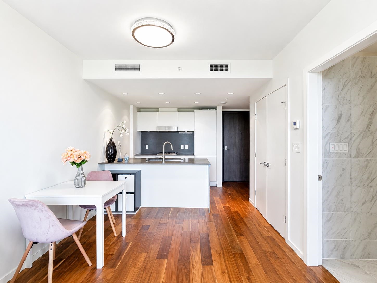 Additional image 3 of 907-8488 Cornish Street, Vancouver, BC, V6P 0C2