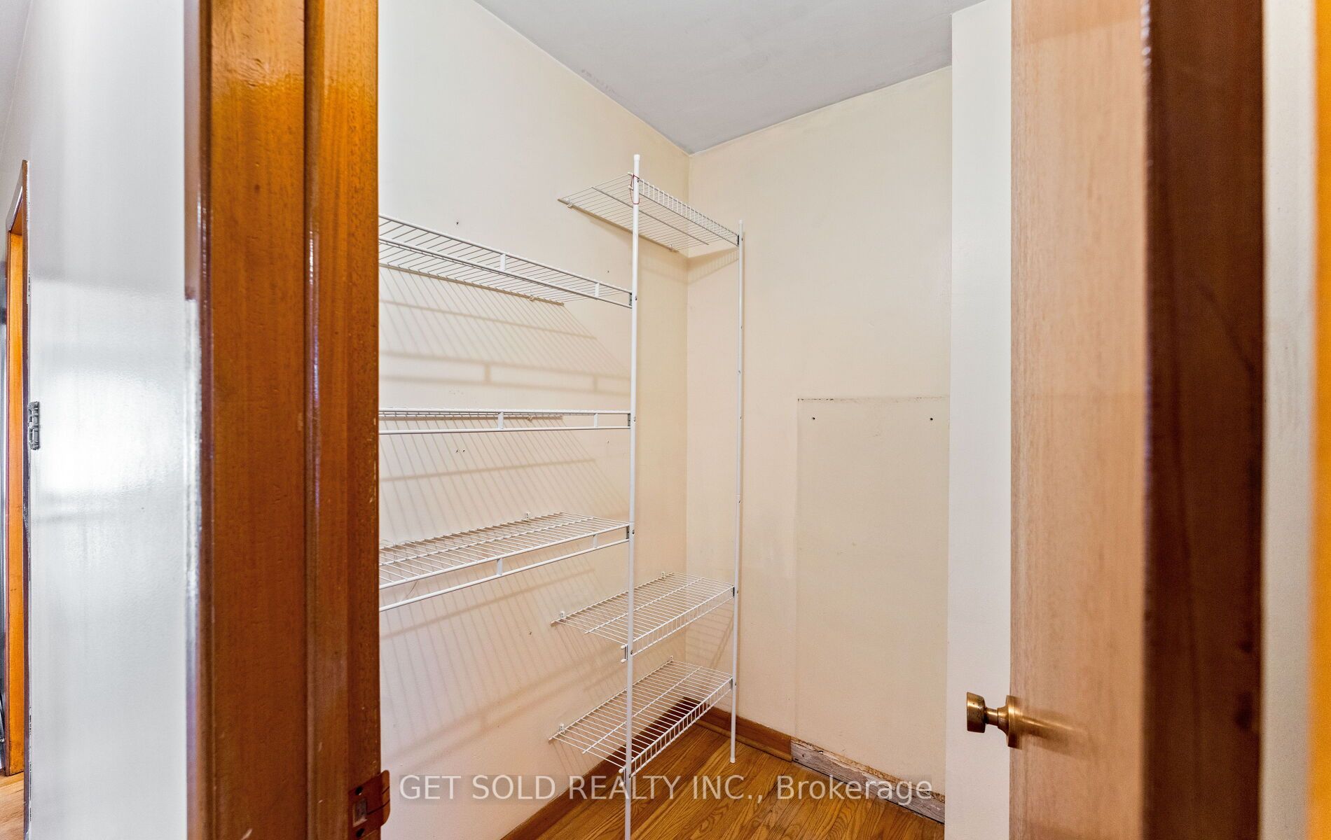 Additional image 4 of 30 Ikley Road, Toronto, ON, M3J 1C6