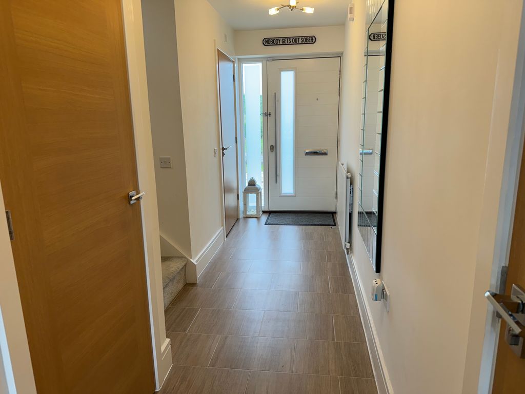 Additional image 7 of 3 bed detached house to rentArcherfield Crescent, Newarthill, Motherwell ML1