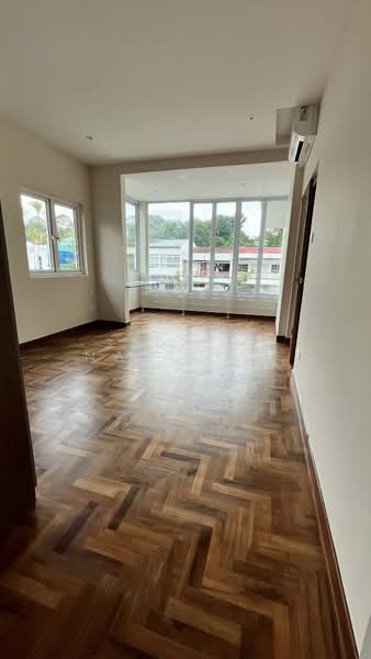 Gardenia Road photo 2