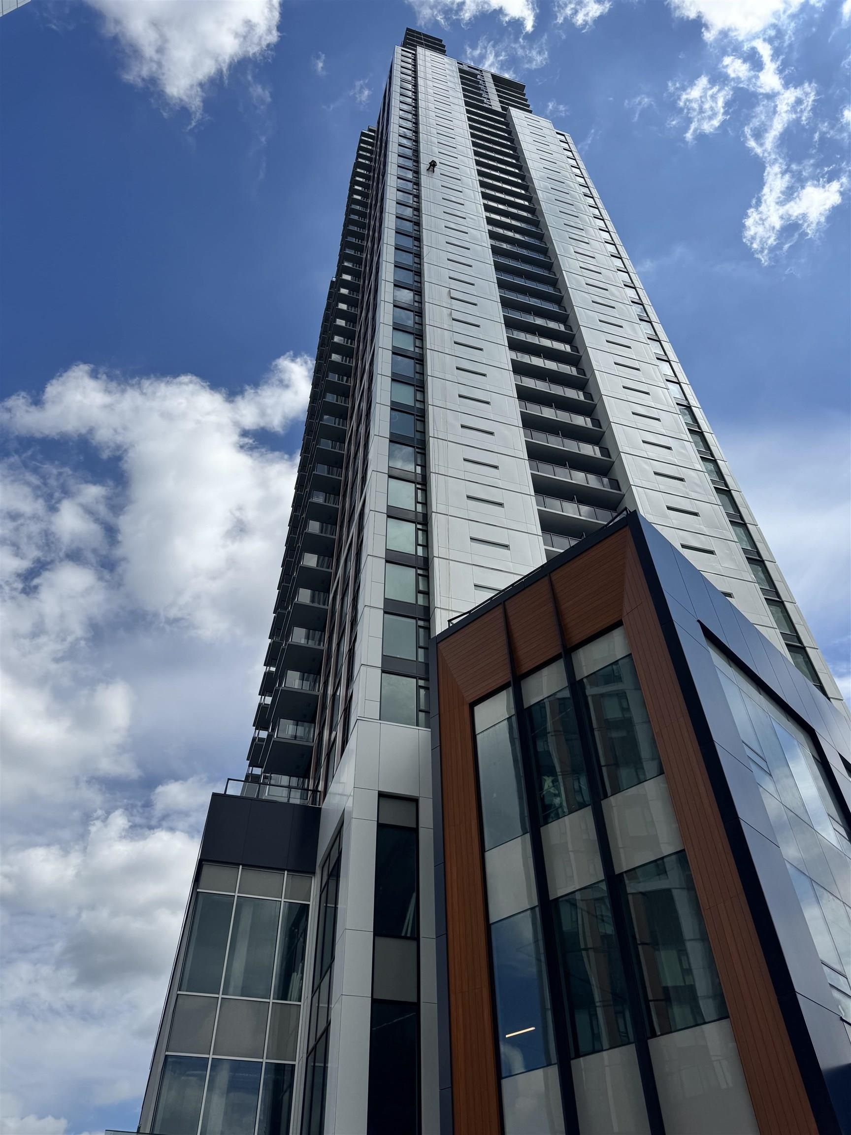 806-13745 George Junction , Surrey, BC, V3T 0V8