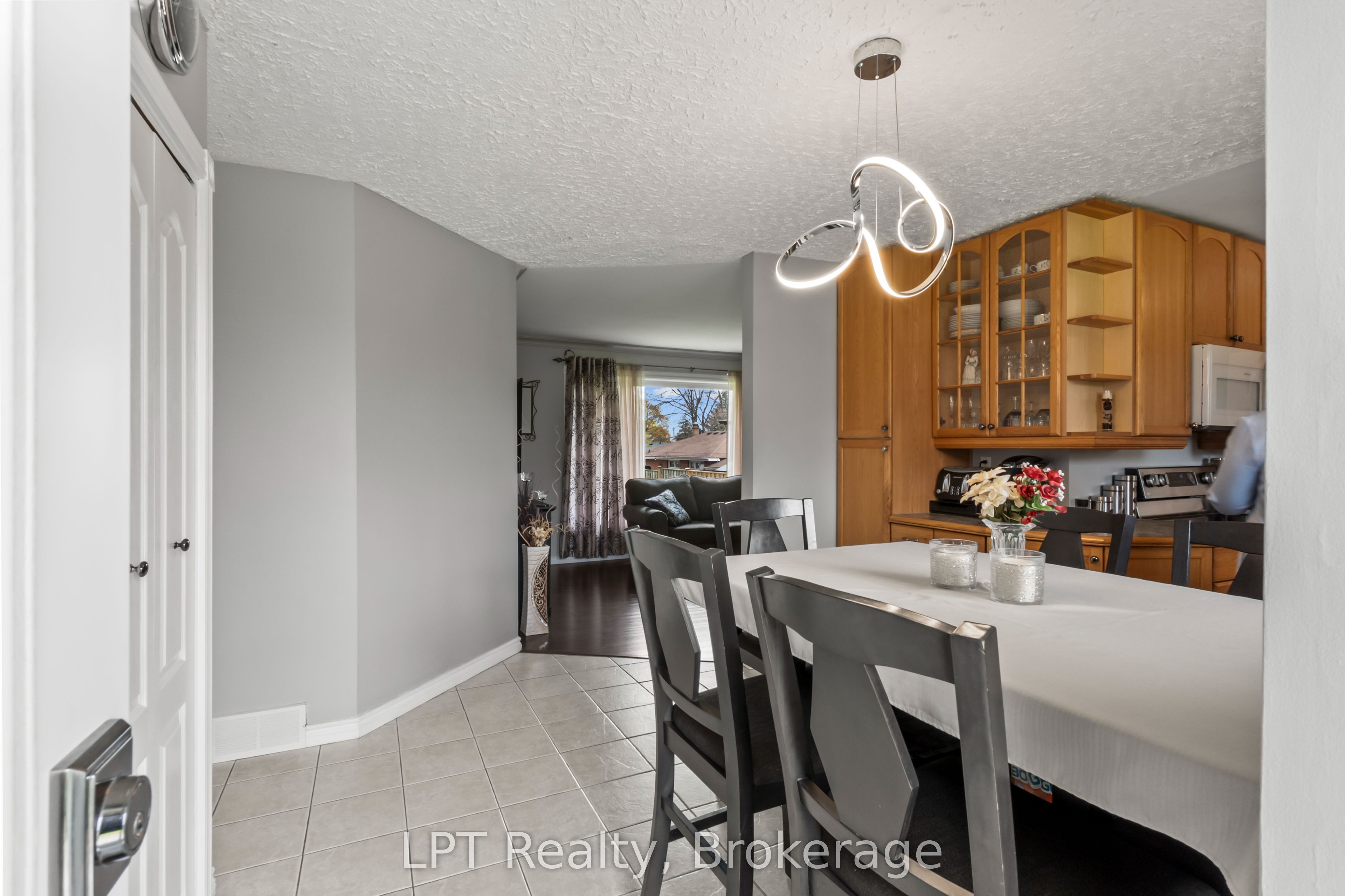 Additional image 6 of 519 Rosmere Street, Oshawa, ON, L1J 5H5