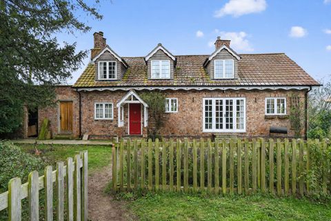 The Bungalow &amp; Paddock, Cottage Farm, Bad Bargain Lane, Osbaldwick, York YO31