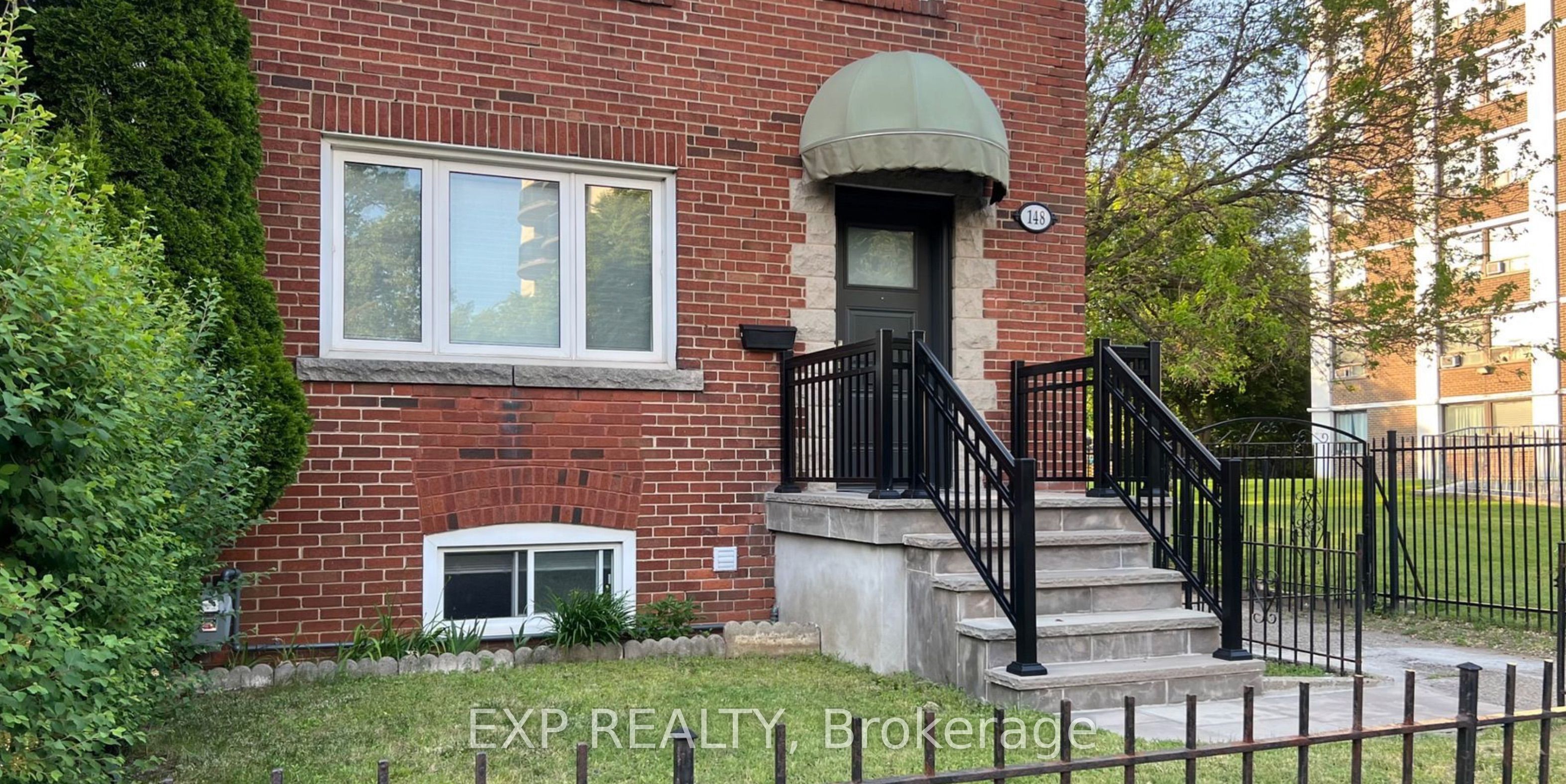 BSMT-148 Cosburn Avenue S, Toronto, ON, M4J 2L7