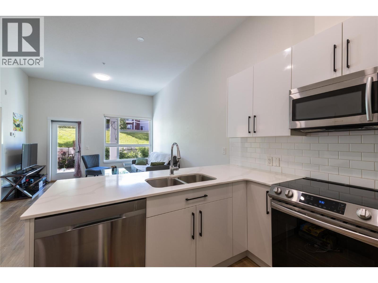 Additional image 2 of 107-1880 Hugh Allan Drive, Kamloops, BC, V1S0E8