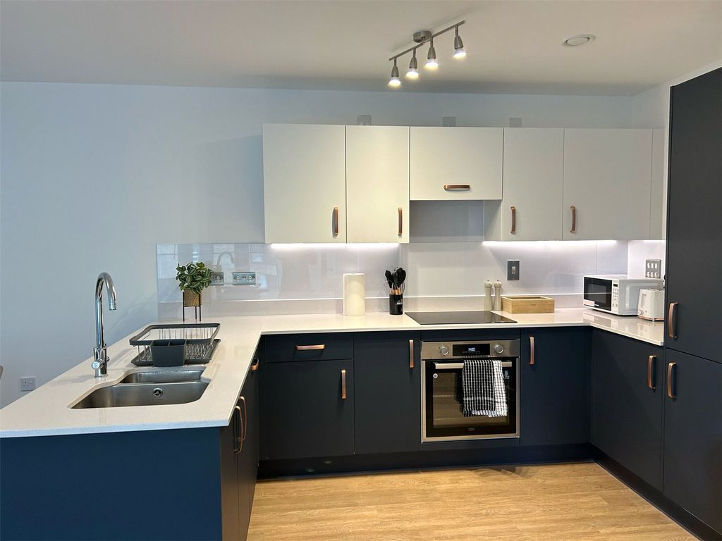 Additional image 2 of 2 bed flat to rentSpitfire Chase, Walton-On-Thames, Surrey KT12