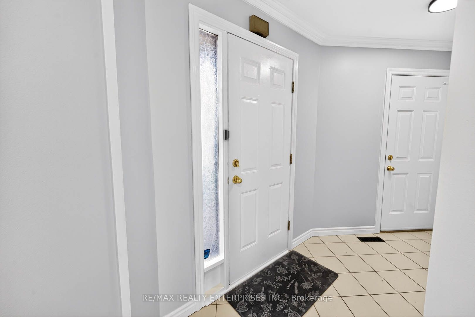 Additional image 3 of 46 Robson Crescent, Hamilton, ON, L8W 3J1
