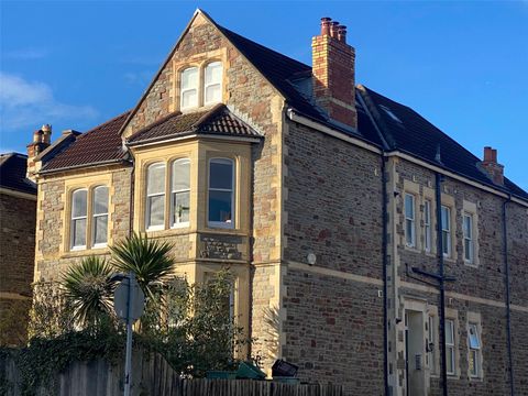 Cambridge House, Redland Road, Bristol BS6