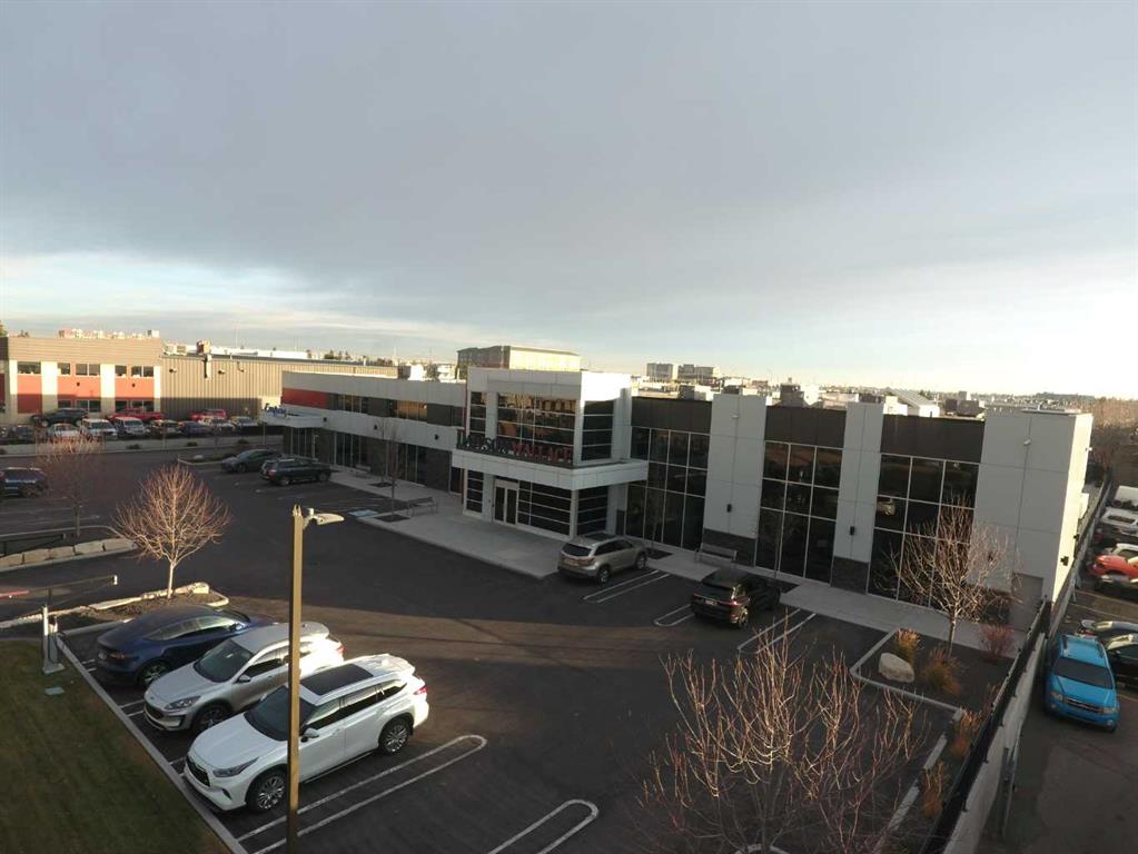 1-2315 30 Avenue NE, Calgary, AB, T2E 7C7
