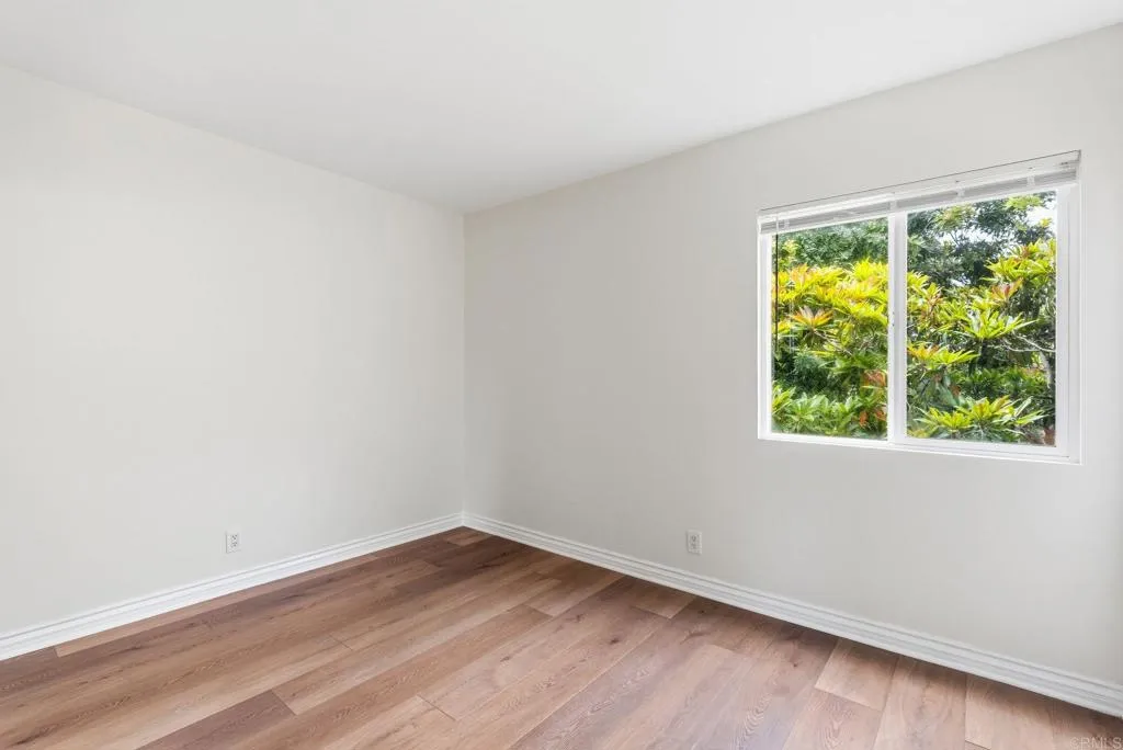 Additional image 11 of 155 Avenida Descanso Unit 202, Oceanside, CA 92057