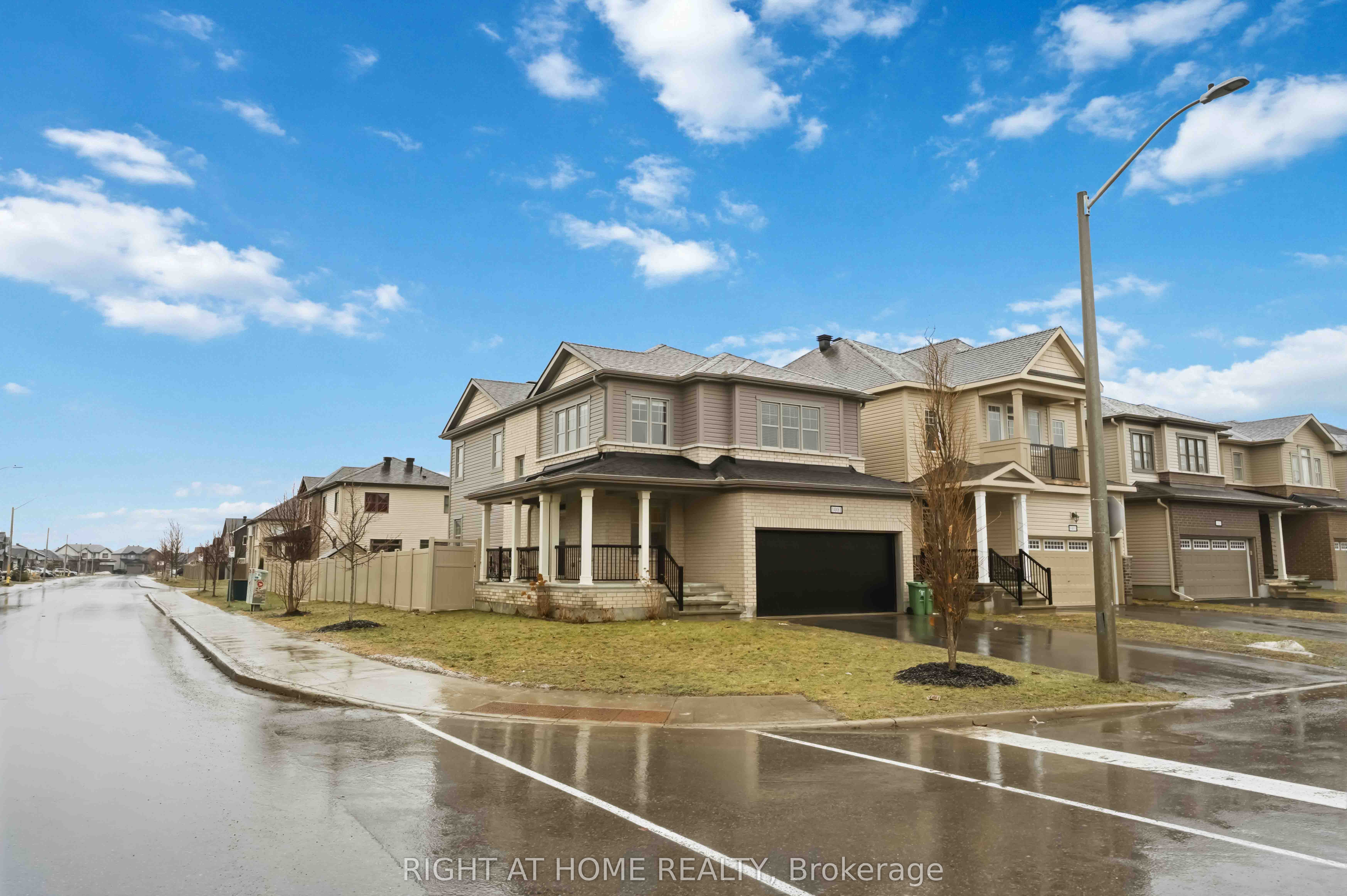 Additional image 3 of 1001 Rue Du Manege Street, Ottawa, ON, K2S 0Y7