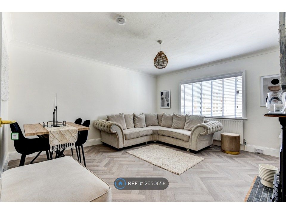 Additional image 3 of 5 bed maisonette to rentStocker Road, Bognor Regis PO21