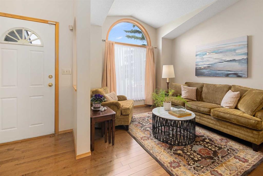 Additional image 3 of 27 Hawkstone Close NW, Calgary, AB, T3G 3P1