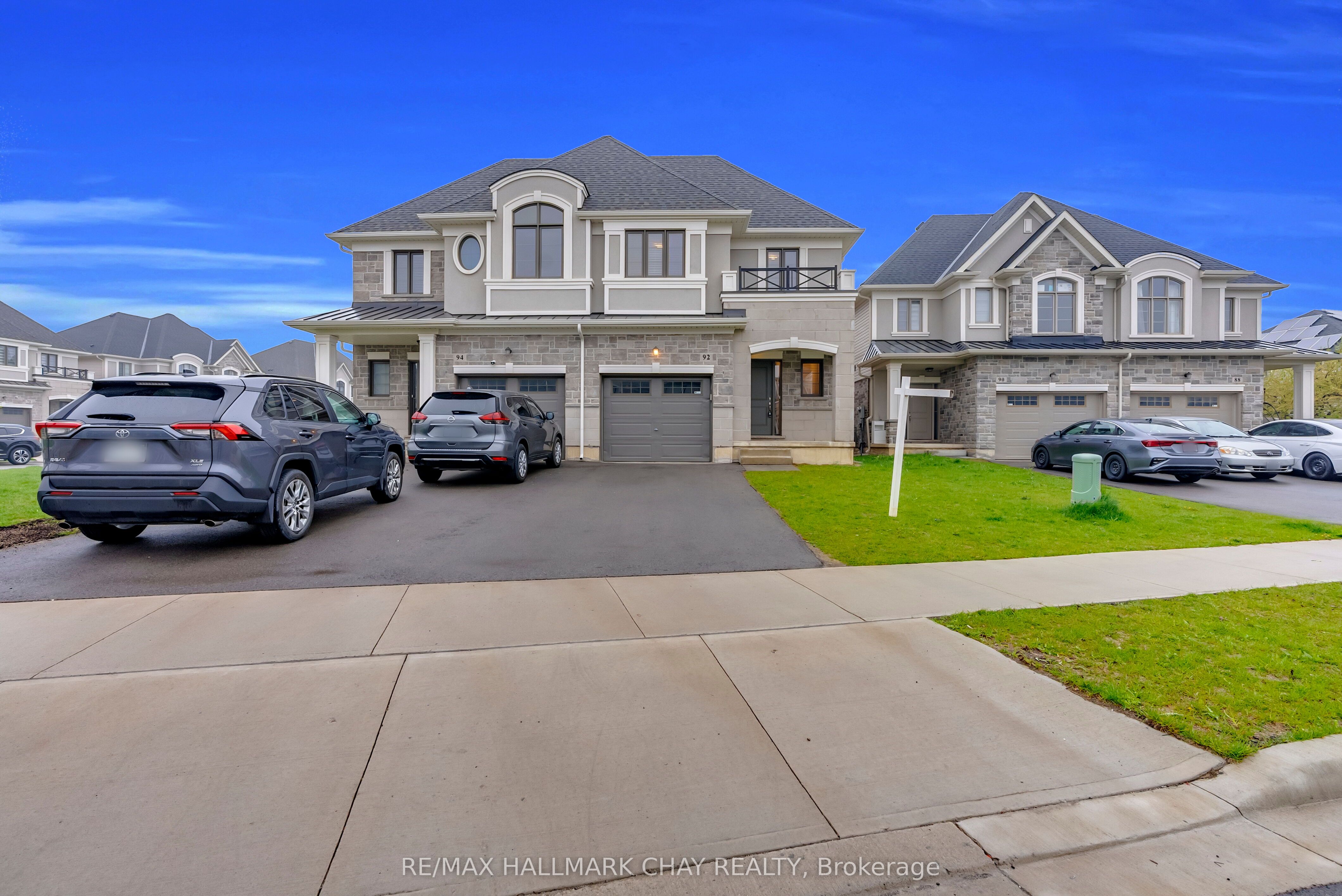 Additional image 2 of 92 Aquasanta Crescent, Hamilton, ON, L9B 0J9
