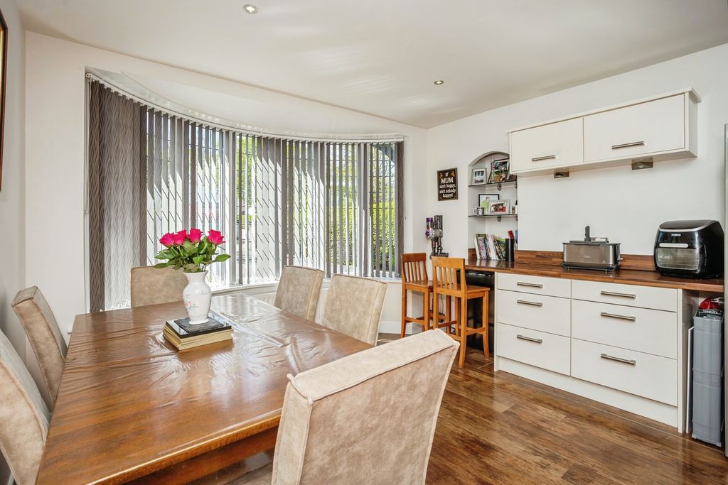 Additional image 16 of 5 bed detached house for saleDovedale Road, West Bridgford, Nottingham, Nottinghamshire NG2