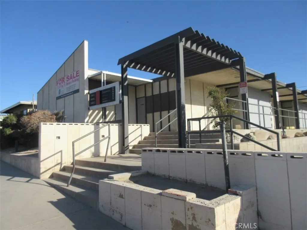 Additional image 19 of 900 E Main Street, Barstow, CA 92311