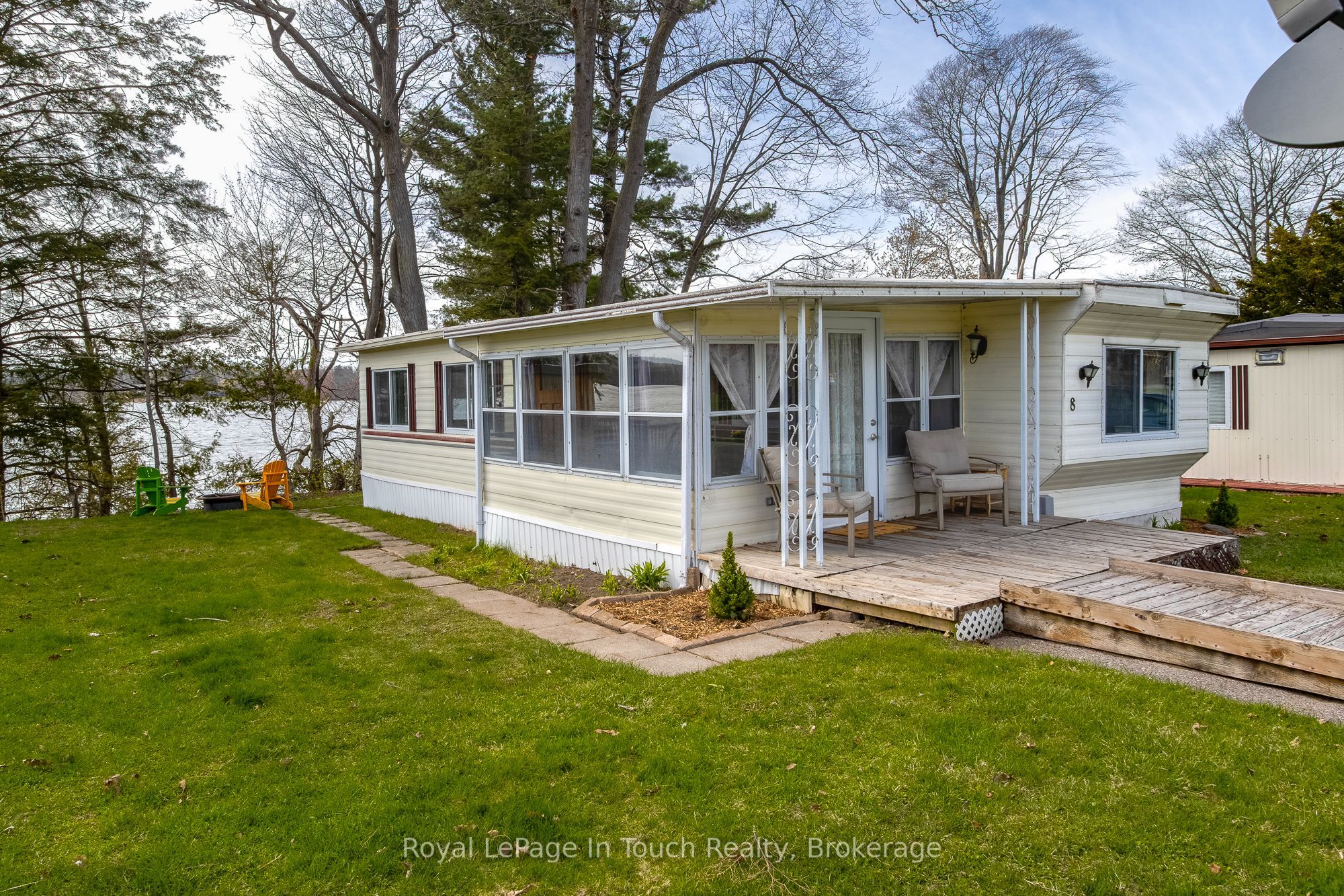 8 Lakeshore Road, Midland, ON, L4R 0B9