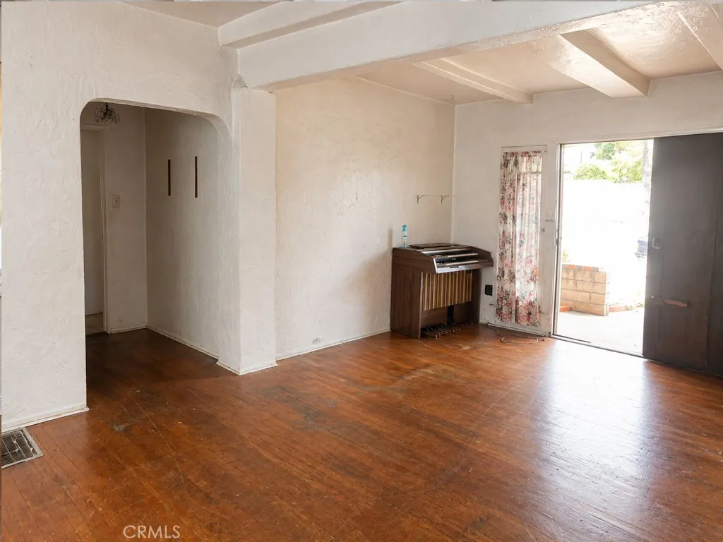 Additional image 5 of 211 S Bel Aire Drive, Burbank, CA 91501