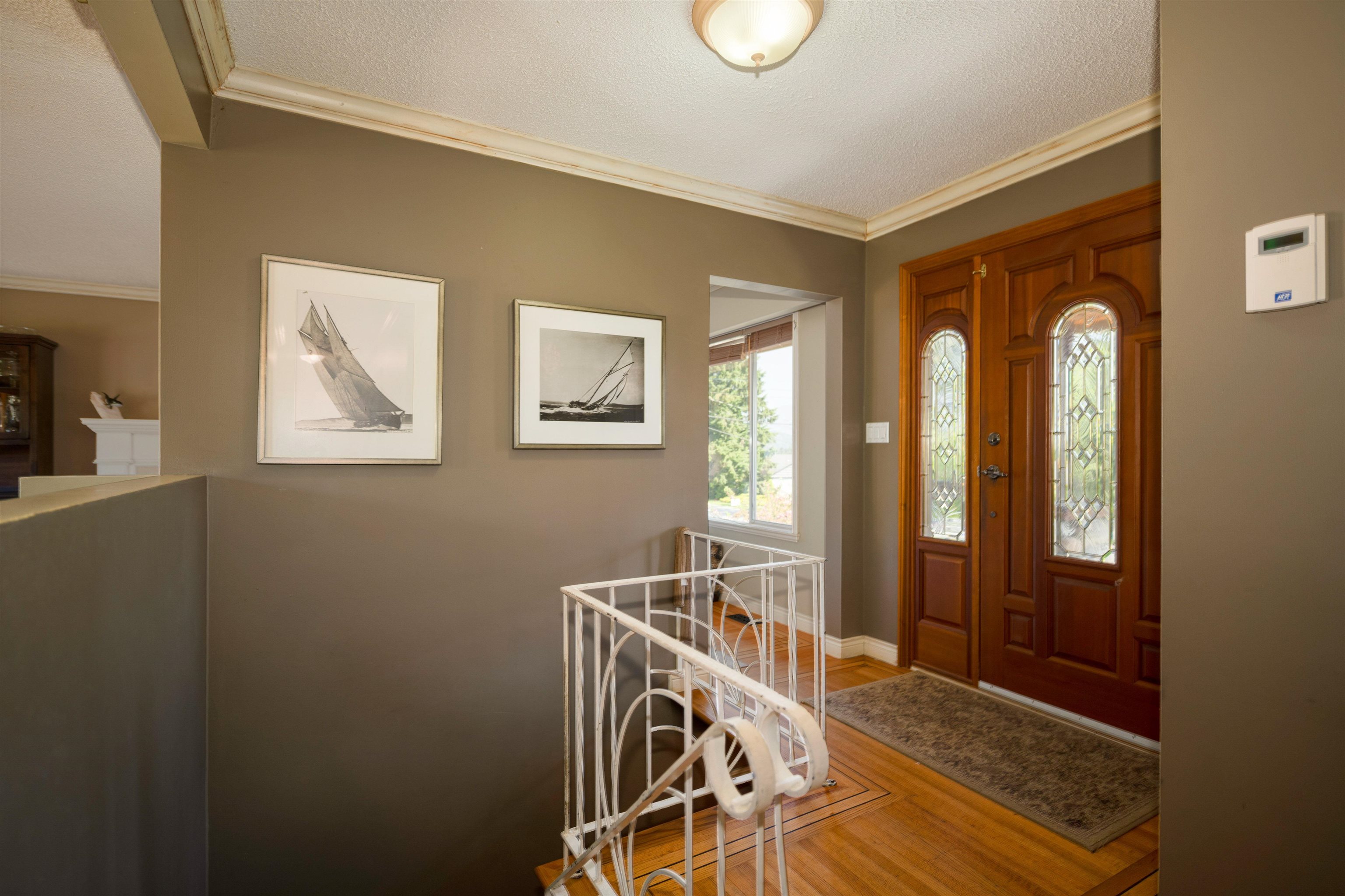 Additional image 3 of 893 Friar Crescent, North Vancouver, BC, V7G 1M5